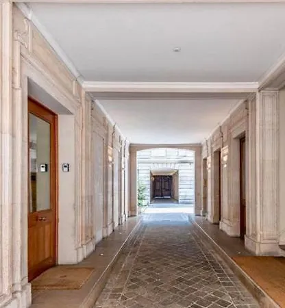 Sweet Champs Elysees Berri Apartment *