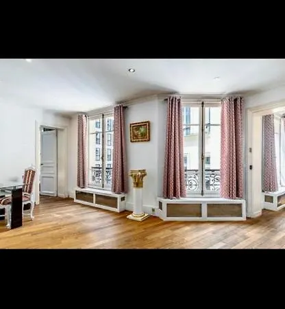Apartment Sweet Champs Elysees Berri Paris